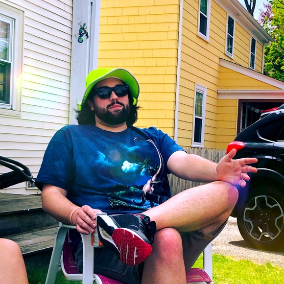 Meet your Posher, Sean - Picture 2 of 5